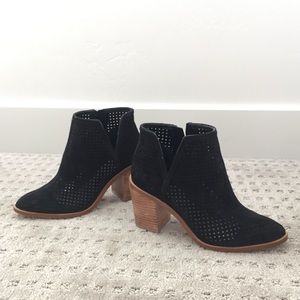 1.State - Larocka Perforated Bootie, sz. 7